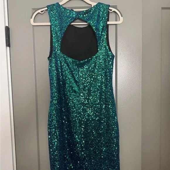 H&M Green Sequin Sheath Mini Dress - Picture 8 of 8